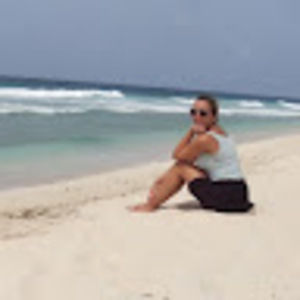 Meet your Posher, Edita